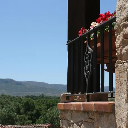 El Alcarcel * Santo Domingo de Piron